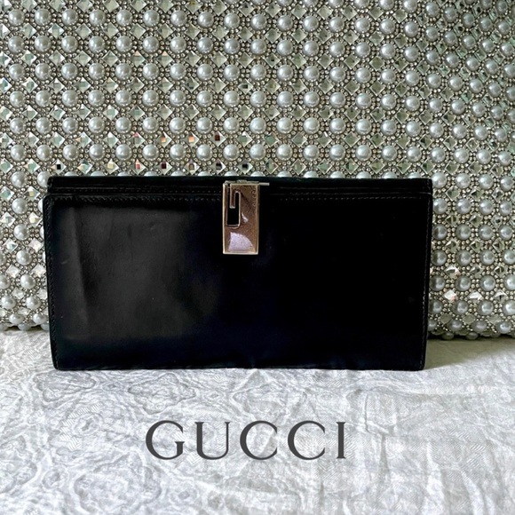 Gucci Handbags - Authentic GUCCI wallet